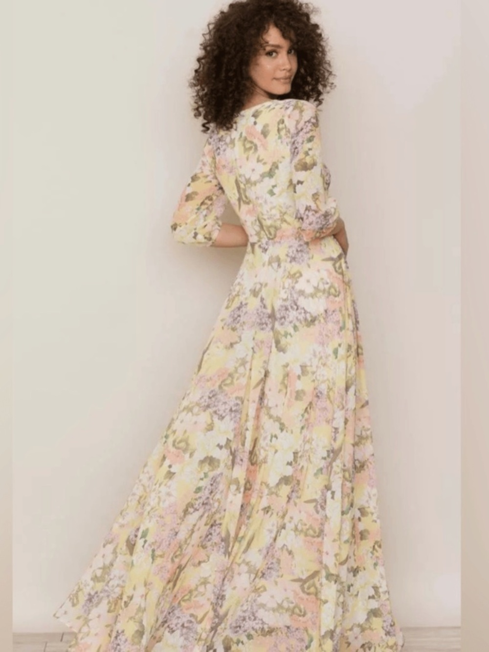 Yumi Kim Floral Printed True Love Long Sleeve Maxi Dress (Garden Light Oasis)